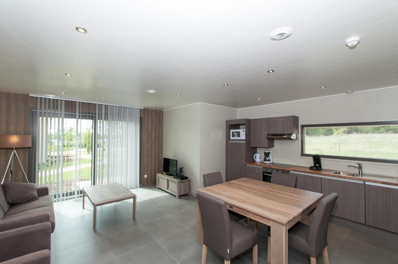 Golden Lakes Village Ardennes Boussu-lez-Walcourt Exterior photo